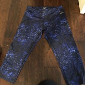 Calvin Klein Capri yoga pants